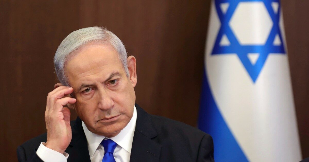 Gaza, 27 morti per i raid israeliani a Rafah. Biden sente Netanyahu (che ora teme il mandato d’arresto dall’Aja)
