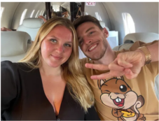 Copertina di Lauren Fryen nel mirino degli hater: “Troppo grassa per essere la moglie di un calciatore”. Declan Rice sbotta: “E’ l’amore della mia vita, non c’è nessuno migliore”