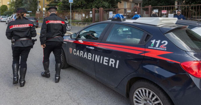 Ex carabiniere di 36 anni assassinato a coltellate durante una lite in un pub a Cagliari. Arrestato un diciannovenne