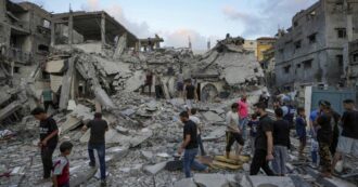 Copertina di Guerra a Gaza, Hamas negativa sul documento per la tregua: “Ma continuiamo a negoziare”. L’Egitto invita le parti a tornare al tavolo