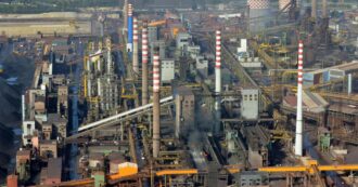 Copertina di Ex Ilva, 17 indagati per la morte dell’operaio precipitato durante un controllo: “Omicidio colposo in concorso”