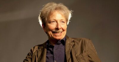 Copertina di “Ho un tumore, sono costretto ad annullare i miei concerti”: l’annuncio di Fabio Concato