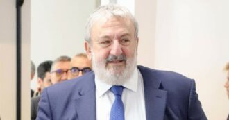 Copertina di Puglia, Emiliano resiste: bocciata sfiducia chiesta da destre e Iv