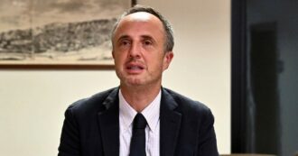 Copertina di Toti arrestato, Ferruccio Sansa: “Ho combattuto da solo questo sistema marcio, ora anche la sinistra rinunci a certi legami”