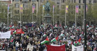 Copertina di Le proteste pro-Gaza arrivano all’Eurovision: fischi alla cantante di Israele e cortei per la Palestina

