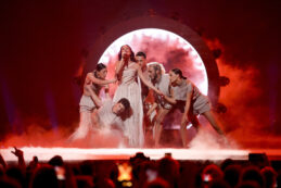 Copertina di Eurovision 2024, Eden Golan fischiata passa in Finale e schizza in alto tra gli scommettitori per la vittoria