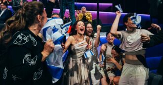 Copertina di Eurovision 2024, tensioni dietro le quinte: la delegazione di Israele spostata in una stanza lontana dall’Irlanda