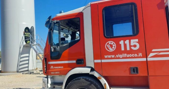 Cade dalla pala eolica, muore operaio 53enne