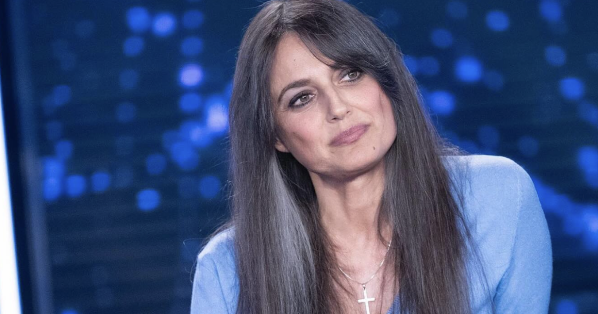 Verissimo, Rosita Celentano: “Fatta per essere zitella, ho chiuso la boutique da cinque anni. Mi hanno tradita tutti e ho avuto una relazione tossica”