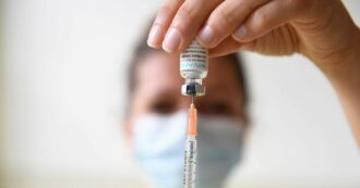 Copertina di Per il governatore Toti altri guai: “Truccò i dati per ottenere più vaccini Covid”