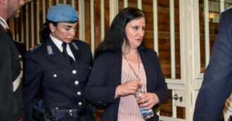 Copertina di Alessia Pifferi lascia San Vittore: la 38enne condannata per l’omicidio della figlia di 18 mesi è stata trasferita nel carcere di Vigevano