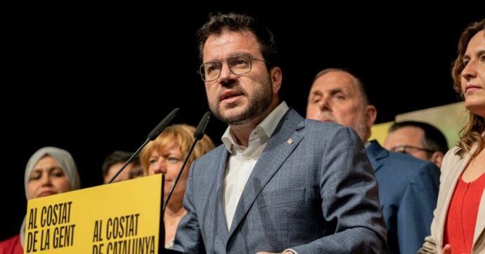 Copertina di Catalogna: tonfo dei separasti, ma senza governo