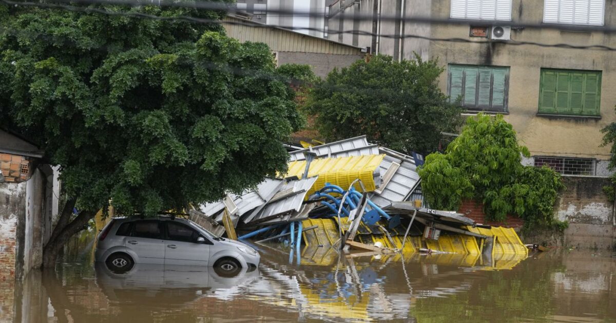 Climate crisis, Brazil still devastated by floods: 147 dead and 620 thousand displaced.  “There are no more ways to go home”