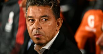 Copertina di Marcelo Gallardo, chi è l’allenatore che piace al Milan: dal soprannome “Napoleon” alla statua di 7 metri con enormi attributi