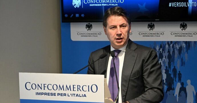 Conflitto di interessi, la destra fugge ancora