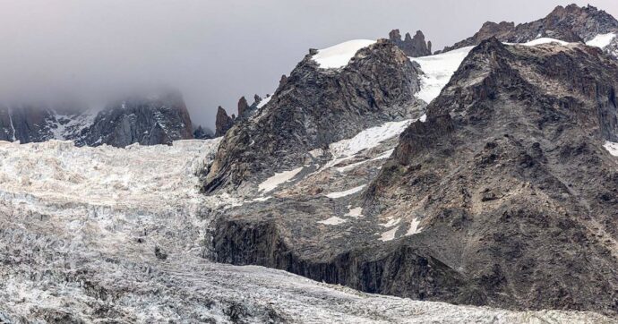 Giro d’Italia, pericolo slavine: niente Stelvio. Cambia la Cima Coppi e il percorso della 16esima tappa