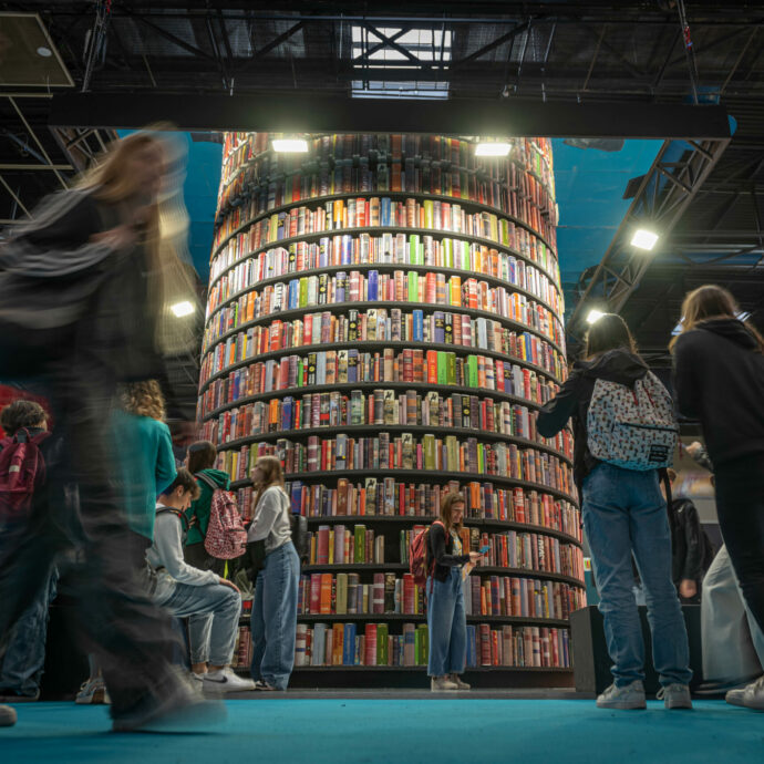 Erin Doom, Felicia Kingsley, Rokia&co: quando il romance (e TikTok) salvano il Salone del Libro