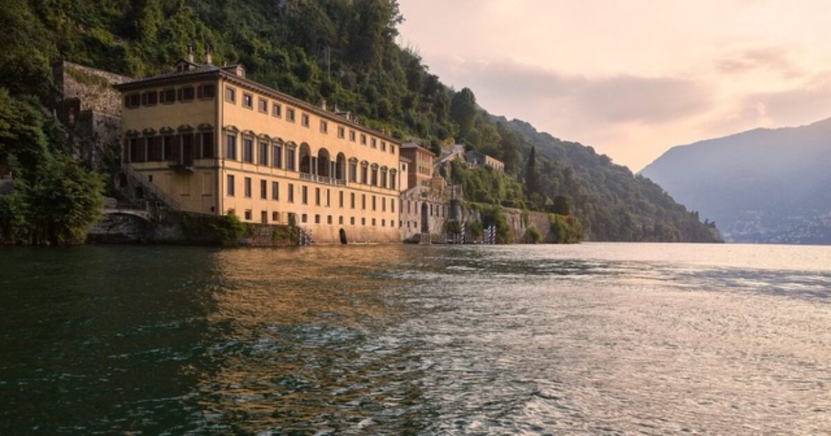 Riapre Il Sereno, l’elegante boutique hotel sulle rive iconiche del lago di Como: progettato da Patricia Urquiola, ha conquistato due chiavi nella Guida Michelin 2024