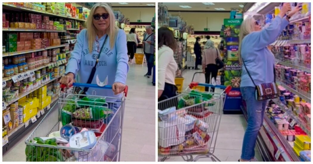 Mara Venier scatenata al supermercato, il video è virale. Tra i commenti: “Sta provando a fare la umile”, la conduttrice risponde: “Bella ca****ta”