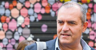 Copertina di “Oggi faccio politica a teatro, domani (forse) torno sindaco”