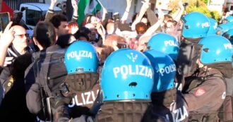 Copertina di Tensioni a Vicenza al corteo pro-Palestina tra manifestanti e polizia in tenuta antisommosa – Video