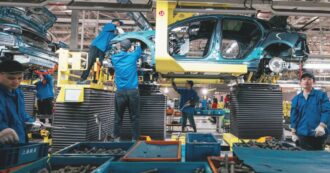 Copertina di Auto elettrica, adesso Berlino frena l’Ue: la Cina ha già vinto