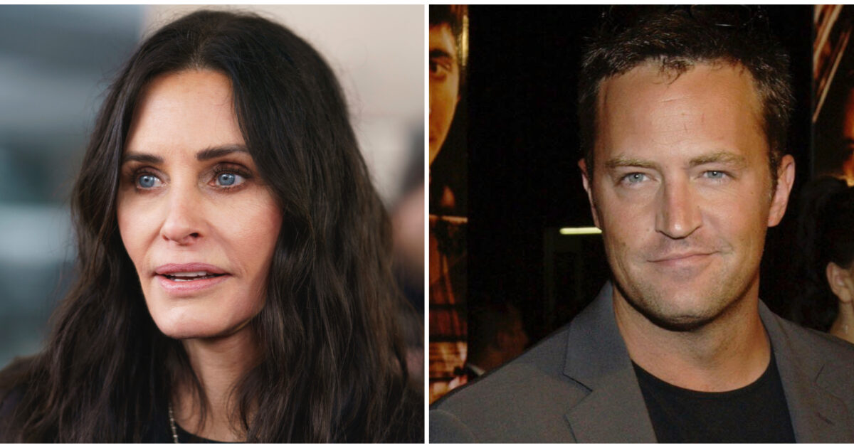 Courteney Cox piange l’amico e collega scomparso: “Matthew Perry viene a trovarmi spesso, mi guida spiritualmente. Ho la sensazione che sia tra noi”