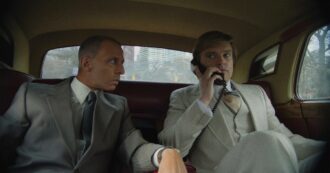 Copertina di Trump, cimiteri e rottami