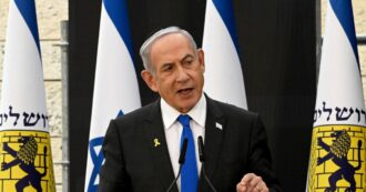 Copertina di La Corte dell’Aia chiede l’arresto per Netanyahu: “Crimini contro l’umanità”. Biden: “È vergognoso”
