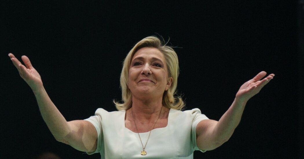 Elezioni europee, Le Pen rompe gli equilibri a Bruxelles: scarica Afd e riapre all’ipotesi della maggioranza a destra (senza von der Leyen)