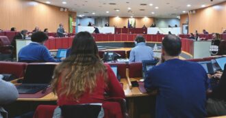 Copertina di Genova, 57 mln per la Diga. Toti sarà interrogato domani