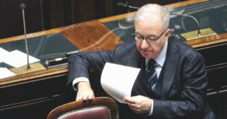 Copertina di Generale Mori, scudo del governo contro i magistrati. Palazzo Chigi: “Da noi sconcerto”