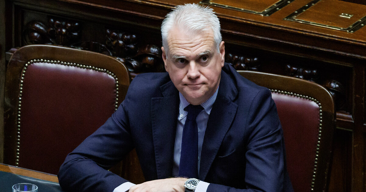 L’inflazione cura i debiti pubblici: il realismo invocato dal ministro Zangrillo è una bugia