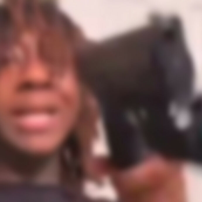 Rapper 17enne fa un video con una pistola e si uccide per errore: la tragica morte di Rylo Huncho