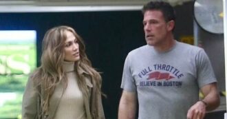 Copertina di Ben Affleck e Jennifer Lopez, è crisi di coppia. L’ex moglie Jennifer Garner lo incoraggia: “Lavora sul matrimonio”