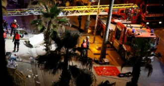Copertina di Crolla la terrazza di un ristorante di Palma di Maiorca: quattro morti e almeno 16 feriti. “Era troppo affollata e non ha retto il peso”