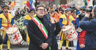 Copertina di Nardella dirigente in aspettativa: la sua ditta vince gare in Regione