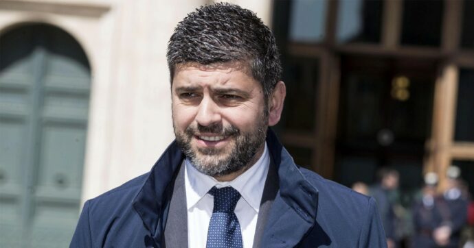 Quattro partiti in 2 anni: Zicchieri torna nella Lega