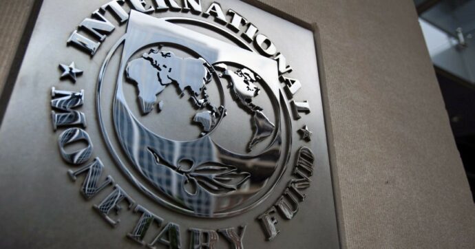Doppia morale. L’Fmi torna a chiedere austerità all’Italia, dopo aver detto che non riduce il debito