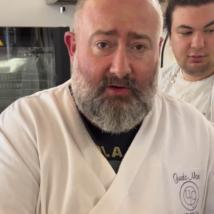 “Masterchef è finito, ormai fanno strafalcioni. E se paghiamo una carbonara così tanto è solo per un motivo”: lo chef Mori attacca il piatto di Max Mariola da 28 euro