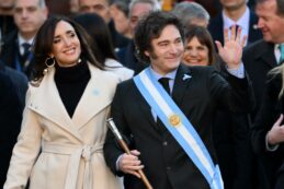 Copertina di Argentina, nuova crepa nel governo Milei: cacciato il capo di gabinetto Posse, accusato di “ritardare” la deregulation