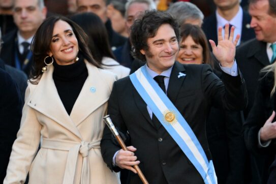 Argentina, nuova crepa nel governo Milei: cacciato il capo di gabinetto Posse, accusato di “ritardare” la deregulation