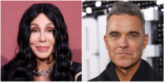 Copertina di Robbie Williams: “Ho dato le testate al muro per l’imbarazzo perché sono stato maleducato con Cher”