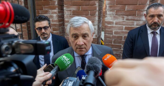 Guerra in Ucraina, gli Usa pressano Roma. Meloni (per ora) resiste