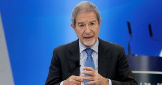 Copertina di Comizi: Musumeci fa il pieno di imputati