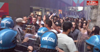 Copertina di Tensione a Milano, contestatori cercano di raggiungere gazebo della Lega: respinti dalle forze dell’ordine – Video