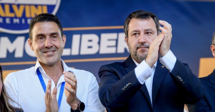 Vannacci debutta: pace, X Mas e piazza vuota