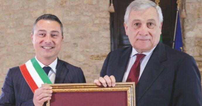 Anagni, il sindaco di FI in chat: ecco come prenderete 1,5 milioni
