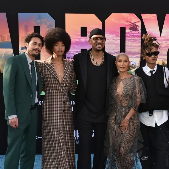 Will Smith e Jada Pinkett di nuovo insieme sul red carpet: la sfilata con la famiglia al completo