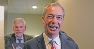 Copertina di Farage ci ripensa: Mr Brexit si candida  alle elezioni politiche in Gran Bretagna